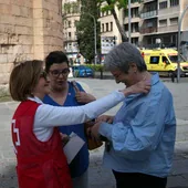 La voluntaria Inés Juanes durante el Día de la Banderita de Cruz Roja.