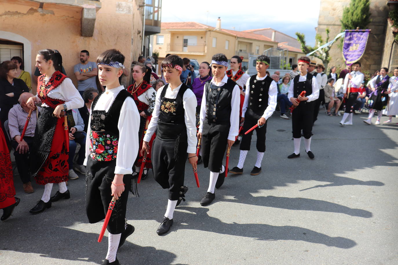 Jornada de tradición y danzas en Cespedosa de Tormes