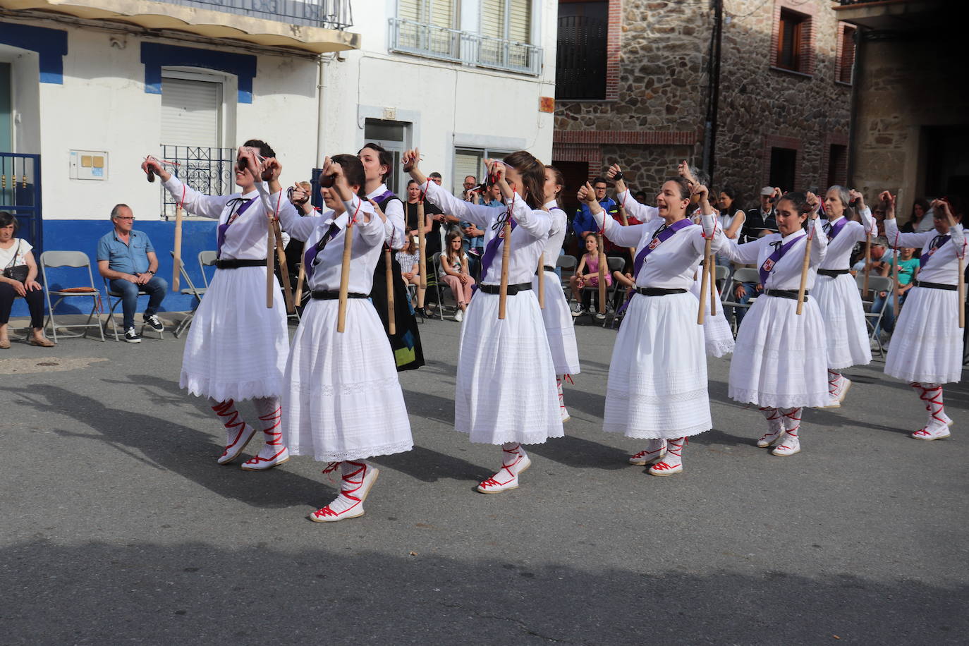 Jornada de tradición y danzas en Cespedosa de Tormes