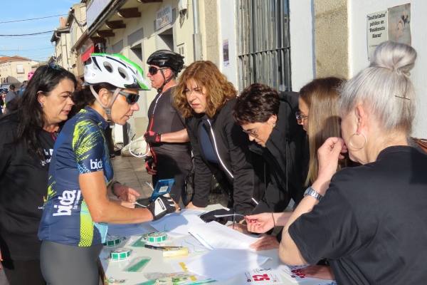 Más de 150 ciclistas en el paraíso de Alaraz