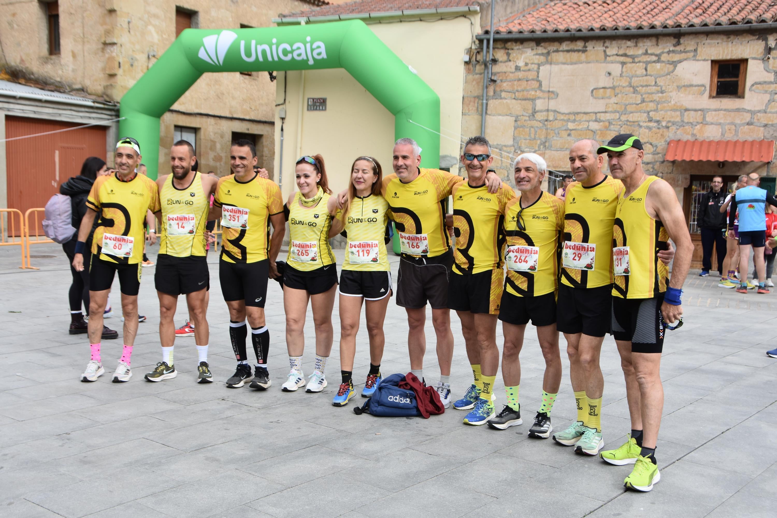 Alexandra Martín e Ignacio Regalado se llevan el cross de Aspace