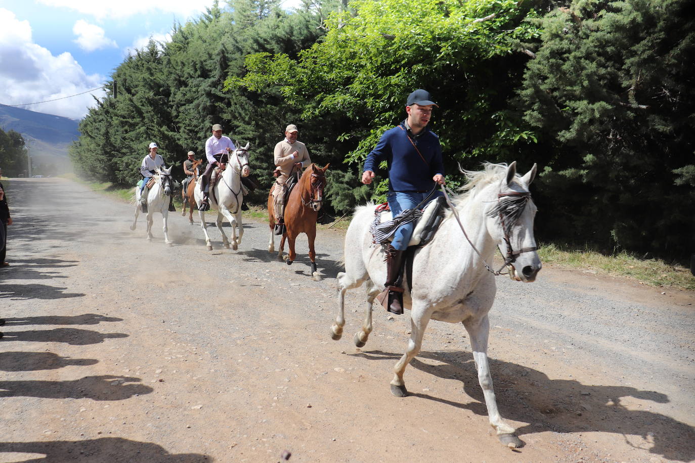 Los paporros llenan El Castañar de Béjar para honrar a la patrona