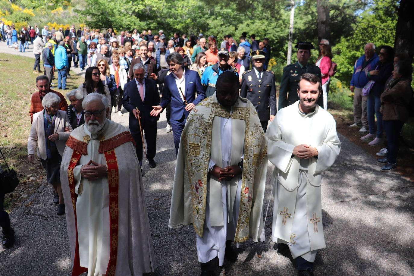 Los paporros llenan El Castañar de Béjar para honrar a la patrona