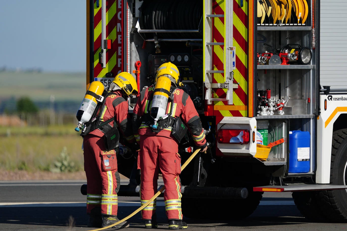 Bomberos de la Diputaciuón de Salamanca.