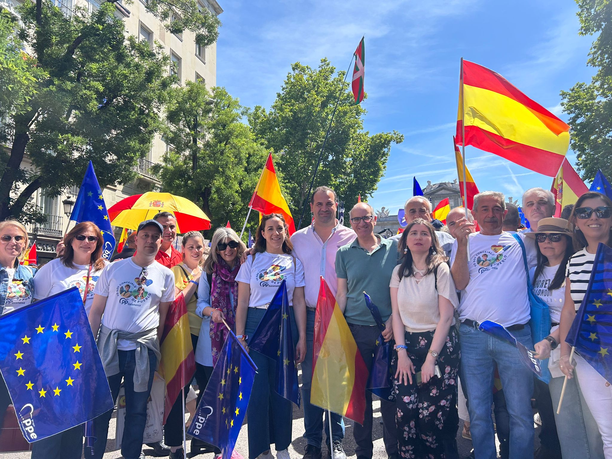 La expedición salmantina en la manifestación de Madrid, en imágenes