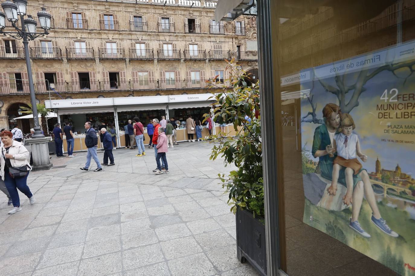 Buen colofón a la Feria del Libro: buen tiempo y gran afluencia