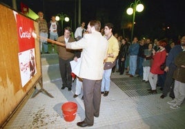 Pistoletazo de salida de la campaña electoral de 1999.