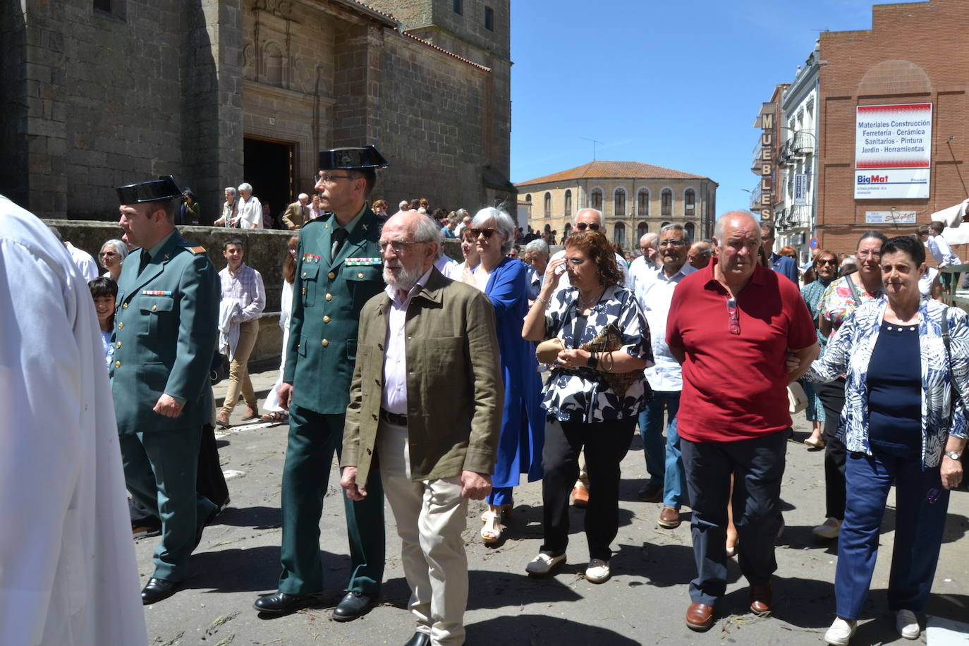 Vitigudino y el fervor del Corpus desfilan por las calles