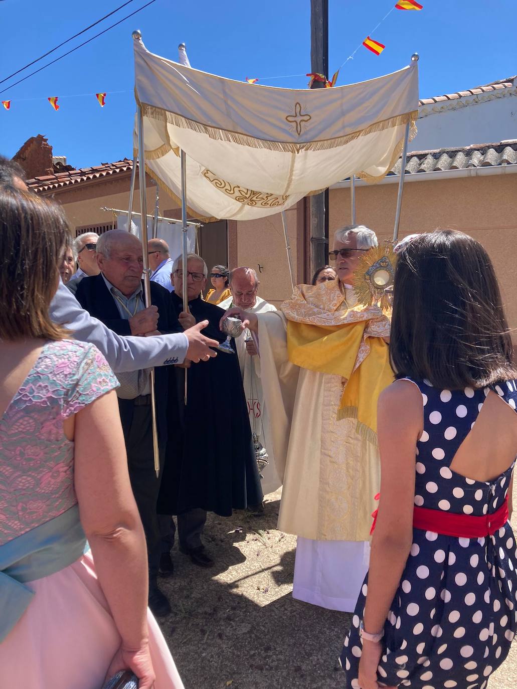 Devoción y fútbol en el Corpus de Sepulcro Hilario