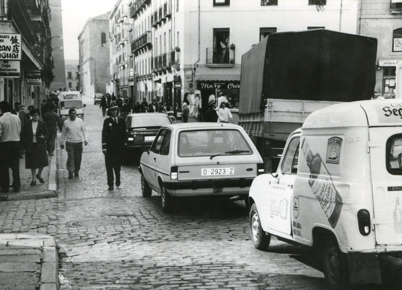 La Rúa, hace casi 40 años.