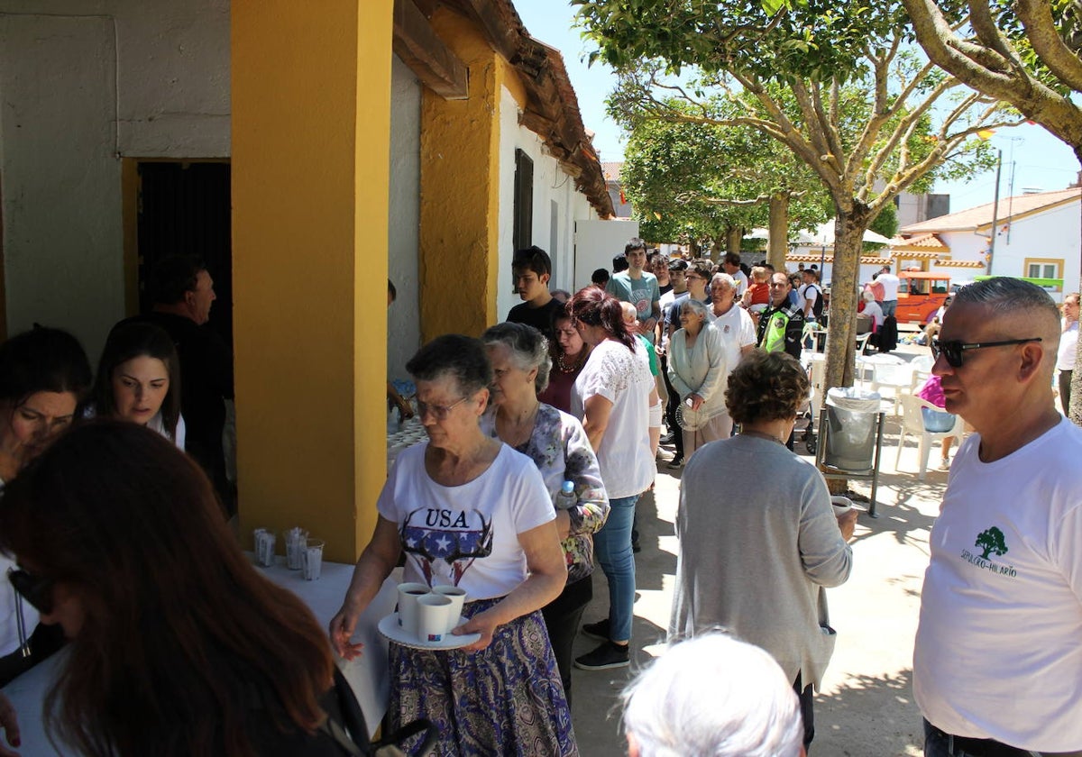 Concentración motera y paellada en Sepulcro Hilario