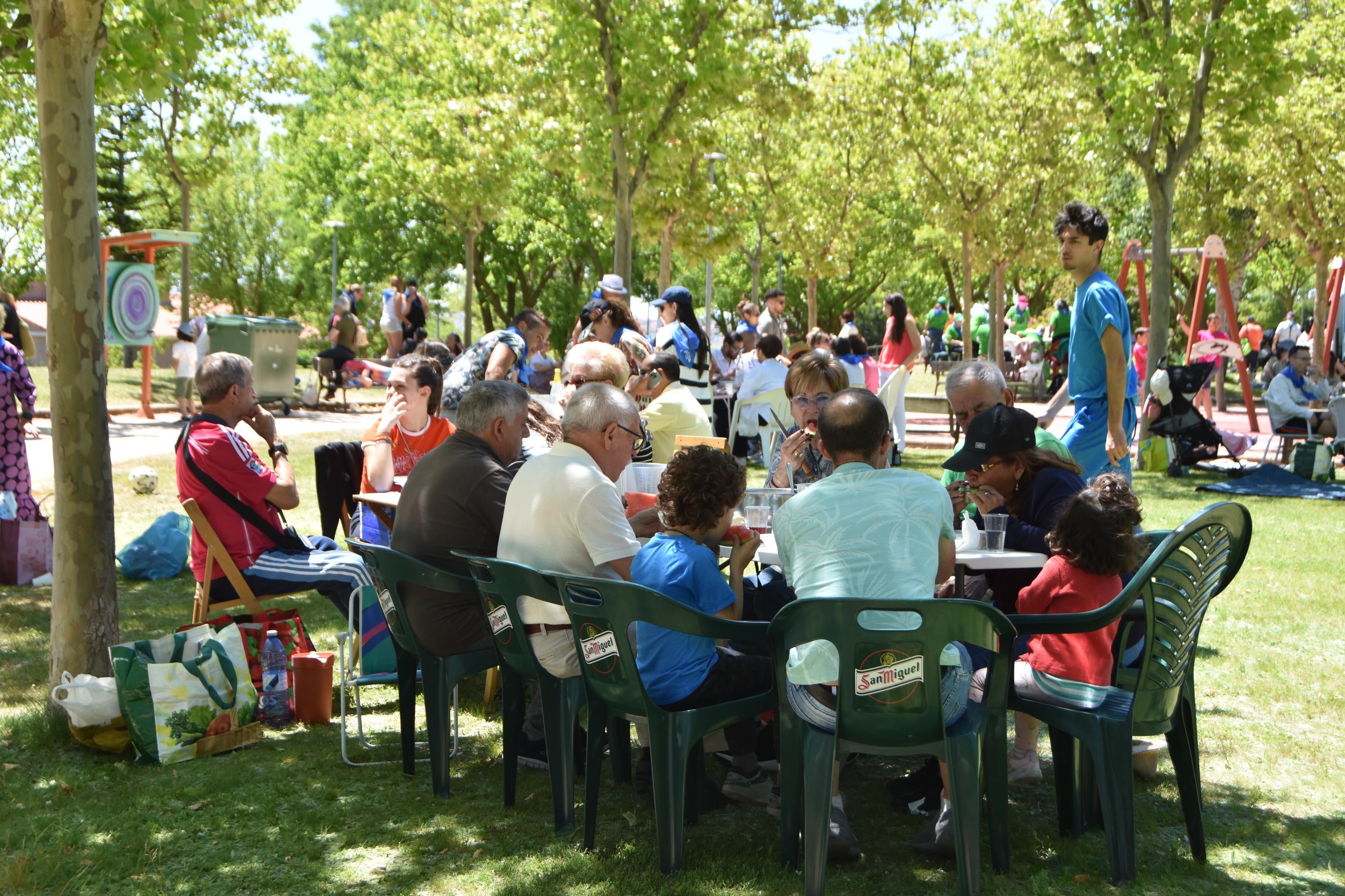 Paella para 5.000 en Cabrerizos servida en tiempo récord