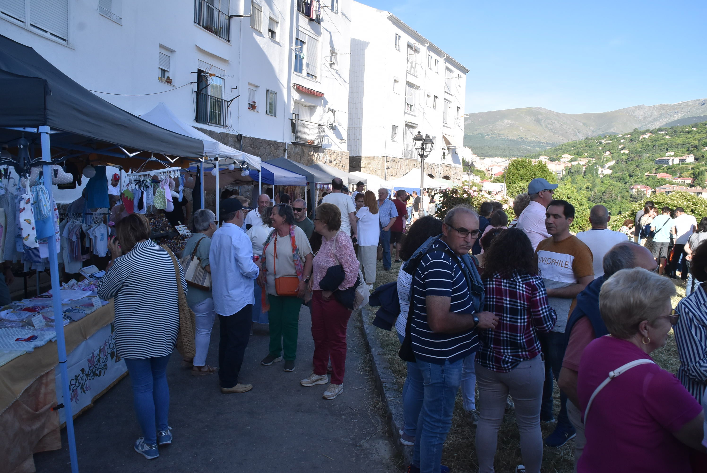 Intensa jornada en Béjar en las vísperas de su Corpus más internacional