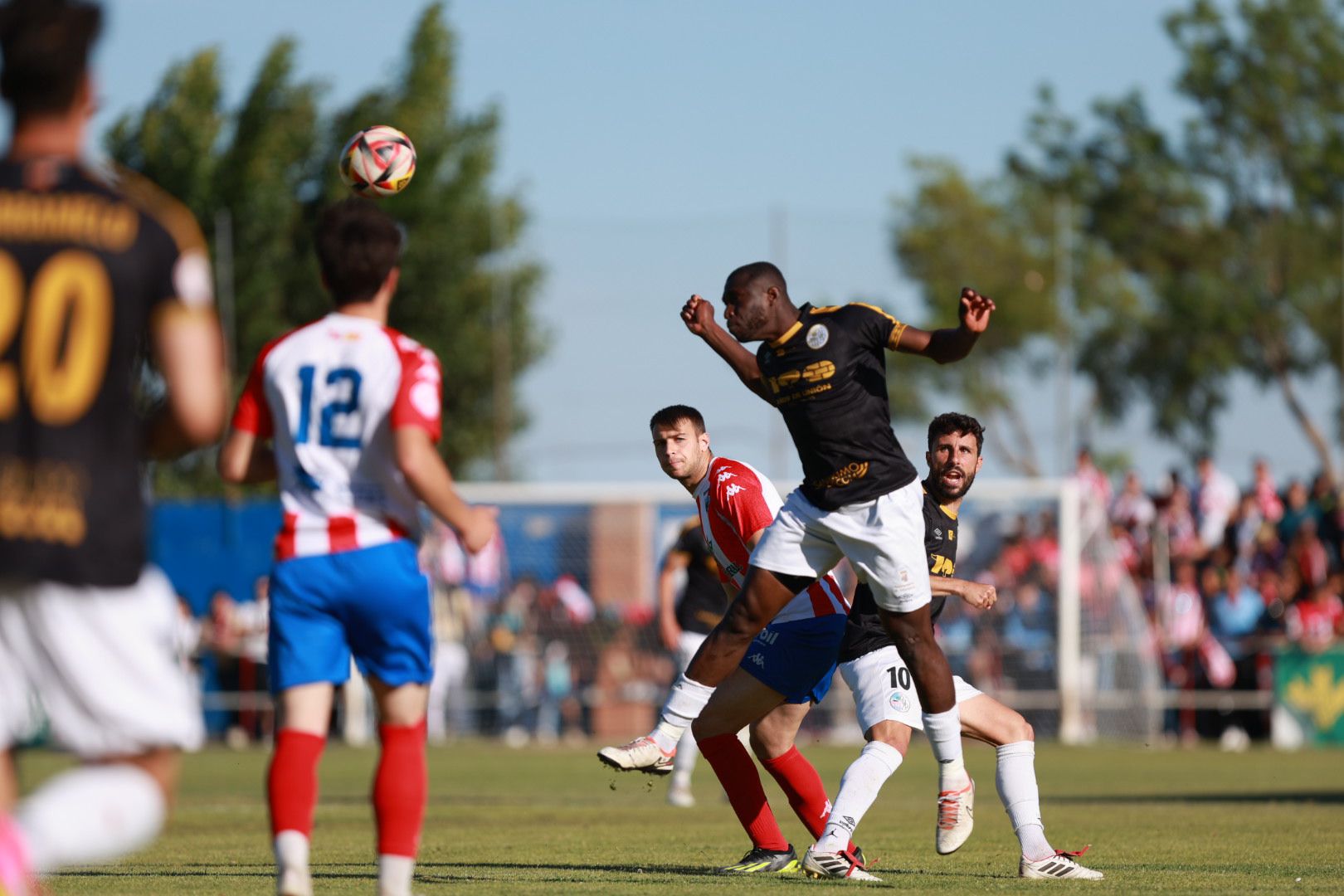 Las mejores imágenes de la victoria del Salamanca UDS al Atlético Tordesillas (0-2)