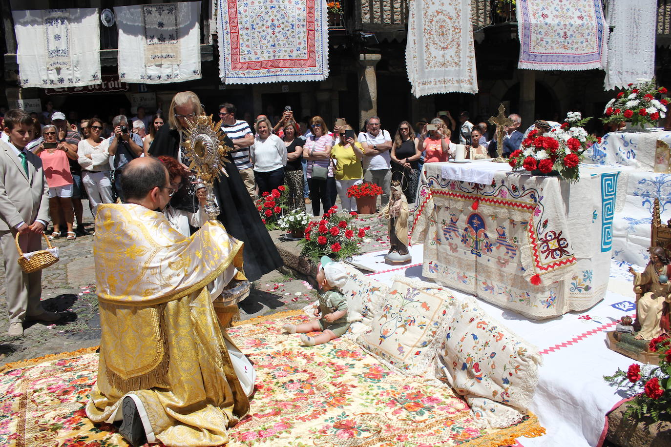 La belleza excelsa del Corpus de La Alberca, en imágenes