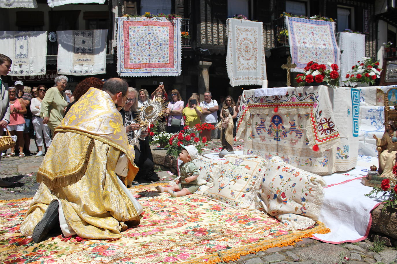 La belleza excelsa del Corpus de La Alberca, en imágenes