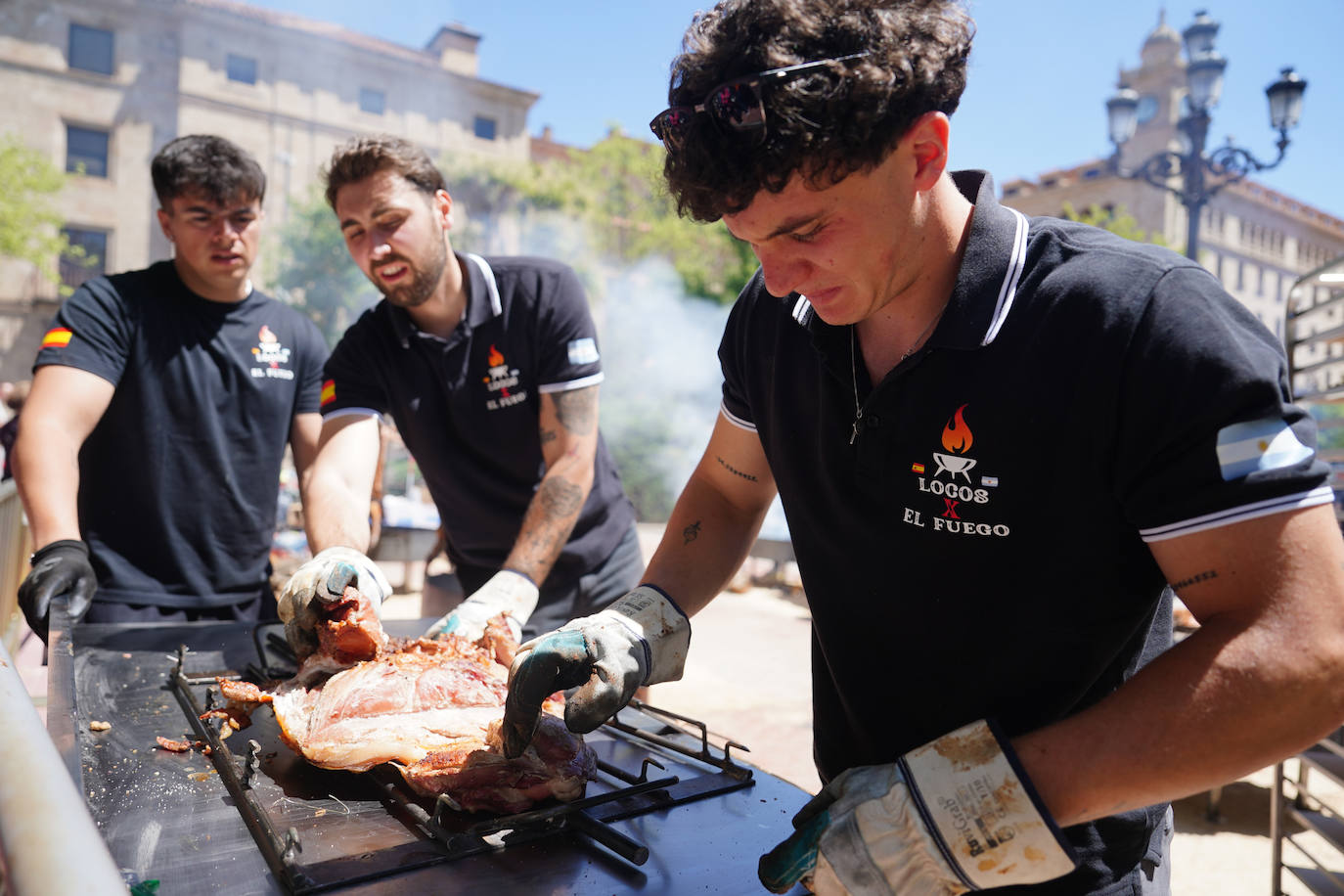 Miles de salmantinos disfrutan de una exitosa jornada de ibérico en el centro