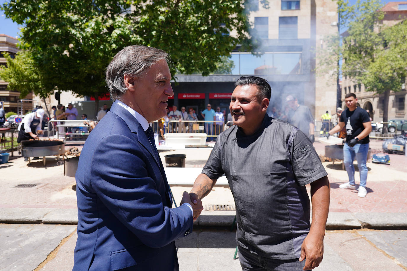 Miles de salmantinos disfrutan de una exitosa jornada de ibérico en el centro