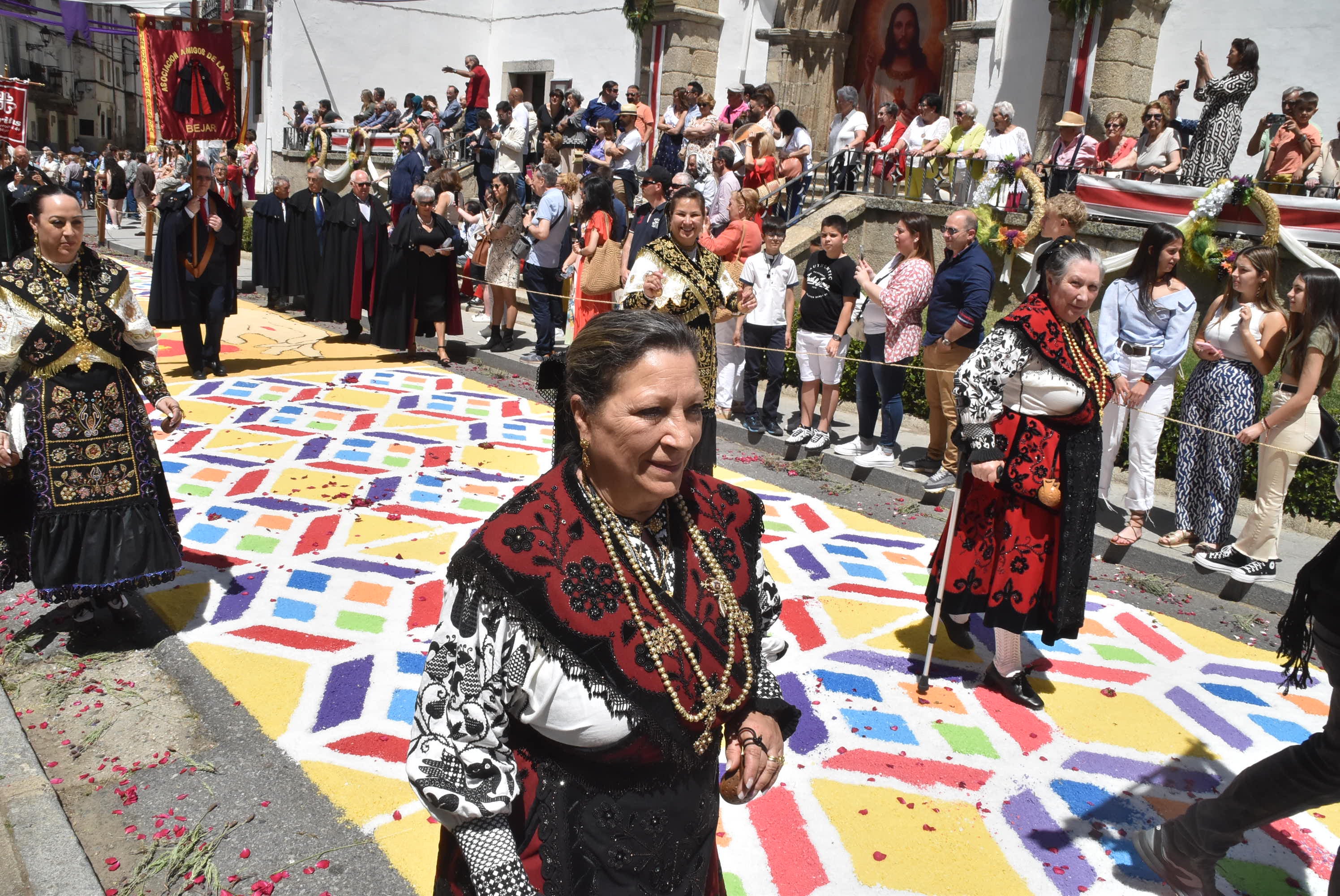 Béjar brilla en el quinto aniversario de su Corpus más internacional