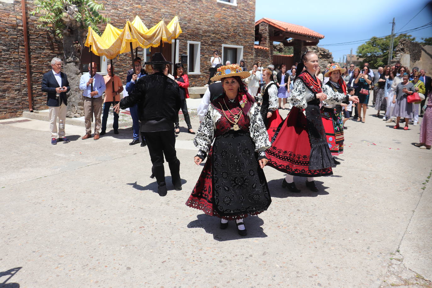 Solemne celebración del día del Señor en Salvatierra de Tormes