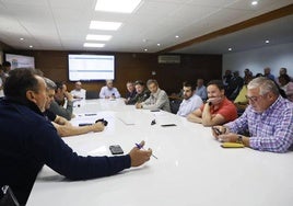 Un momento del debate del cereal en la Lonja de Salamanca.