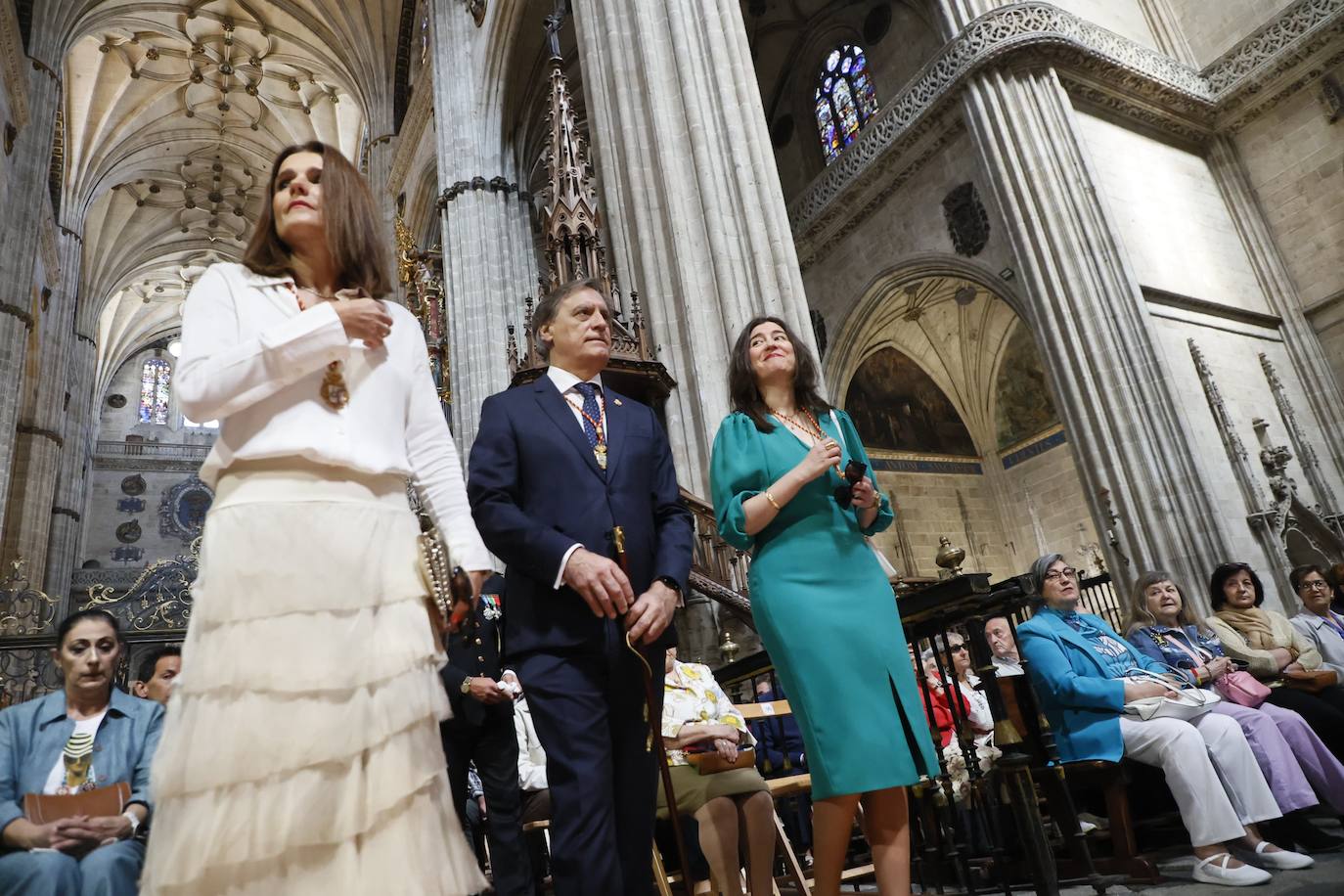 El obispo pide regenerar la vida pública para acabar con una sociedad rota y dividida por el día de San Juan de Sahagún