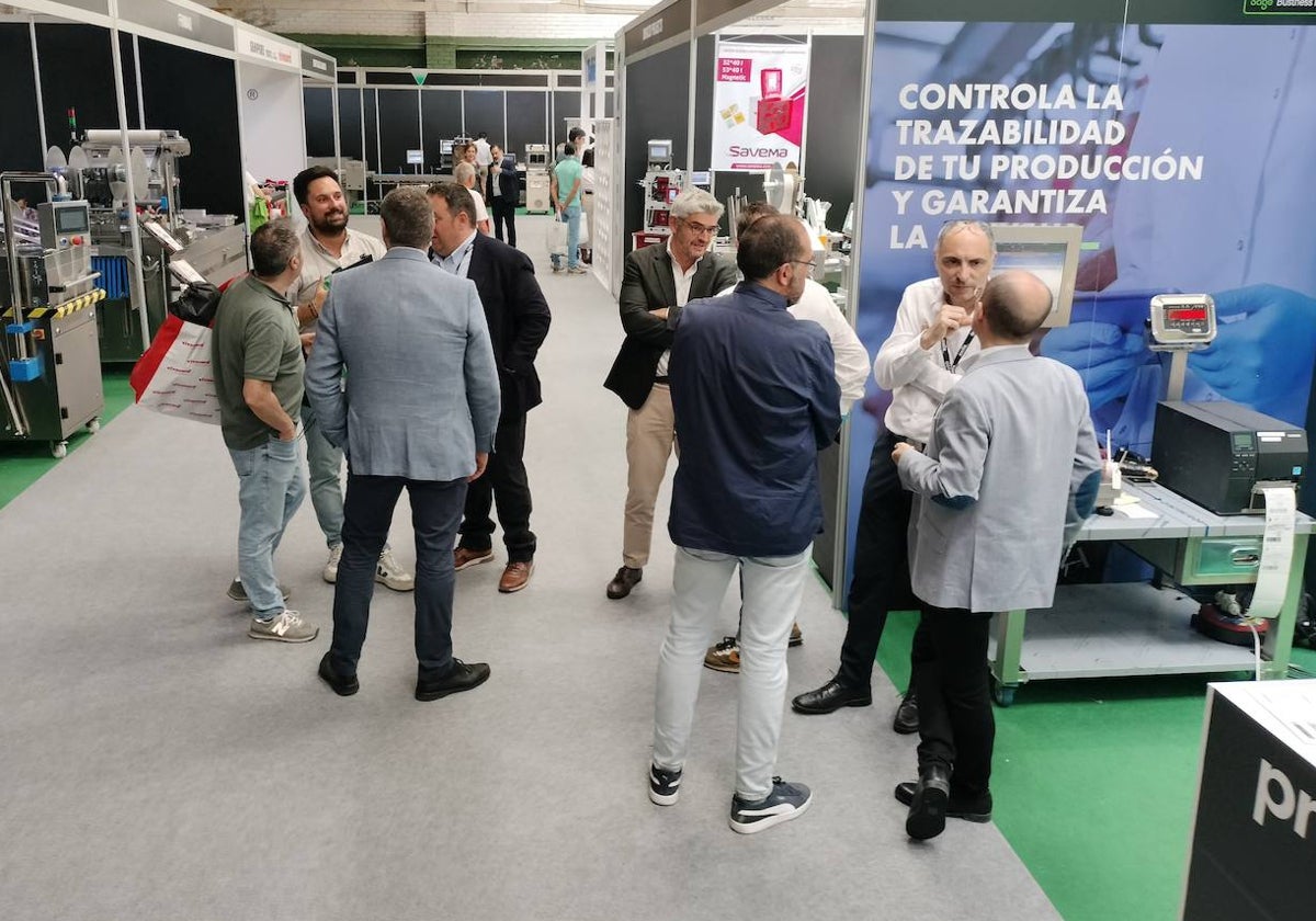 La actividad sigue en Guijuelo con una intensa jornada en la Feria de la Industria Cárnica