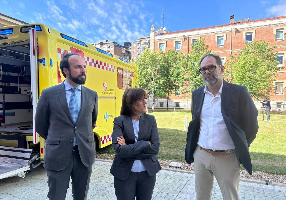 Imagen de la presentación de las ambulancias.