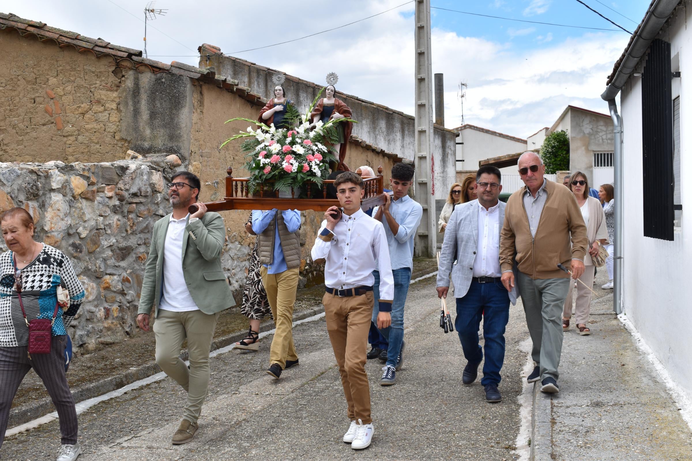 40 kilos de cerezas para cerrar las fiestas en Sieteiglesias de Tormes