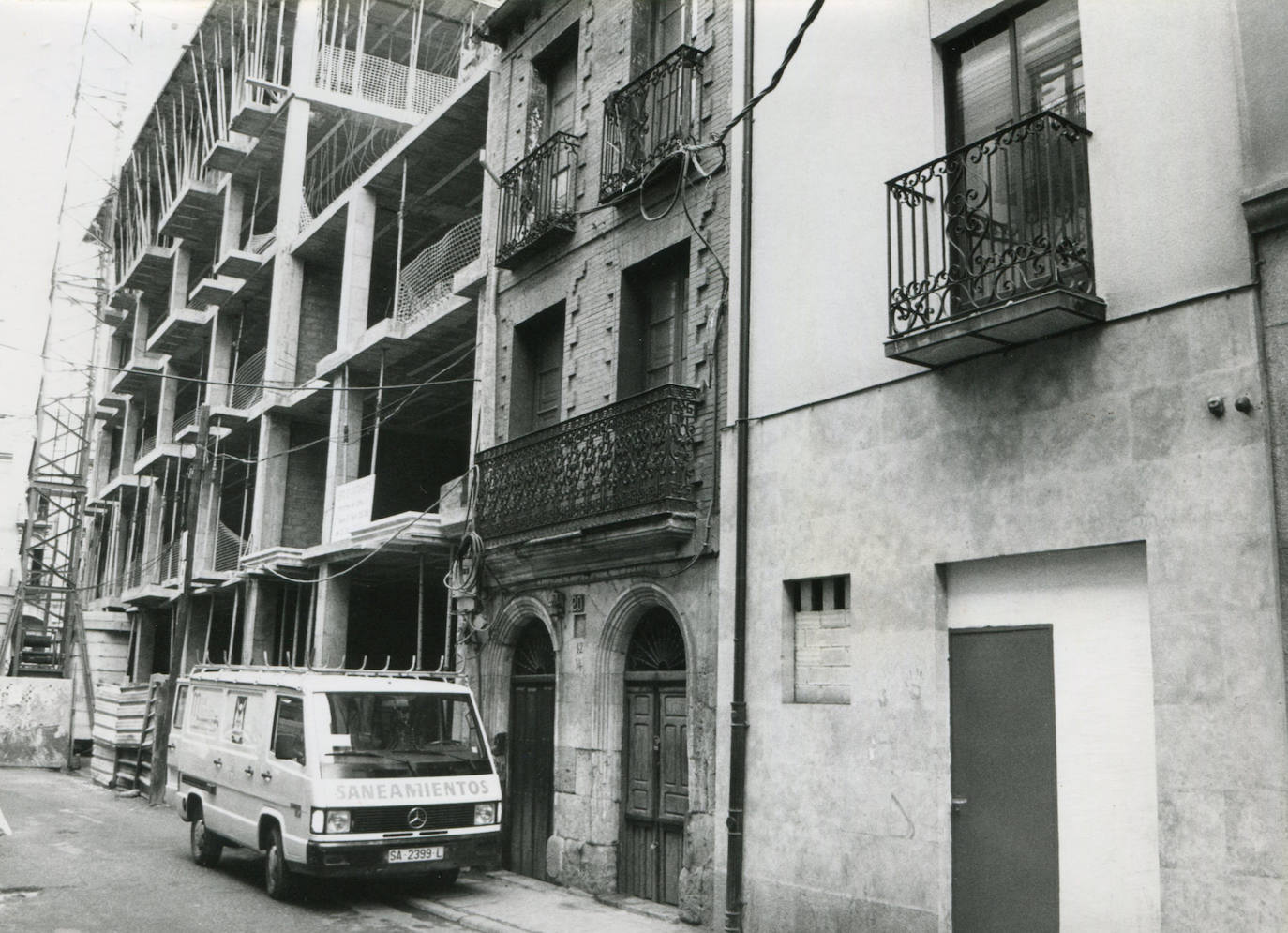 Salamanca en el ayer: así ha cambiado la calle Varillas en los últimos años