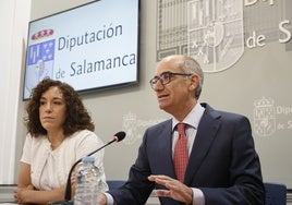 La diputada de Medio Ambiente, Pilar Sánchez, y el presidente de la Diputación de Salamanca, Javier Iglesias.