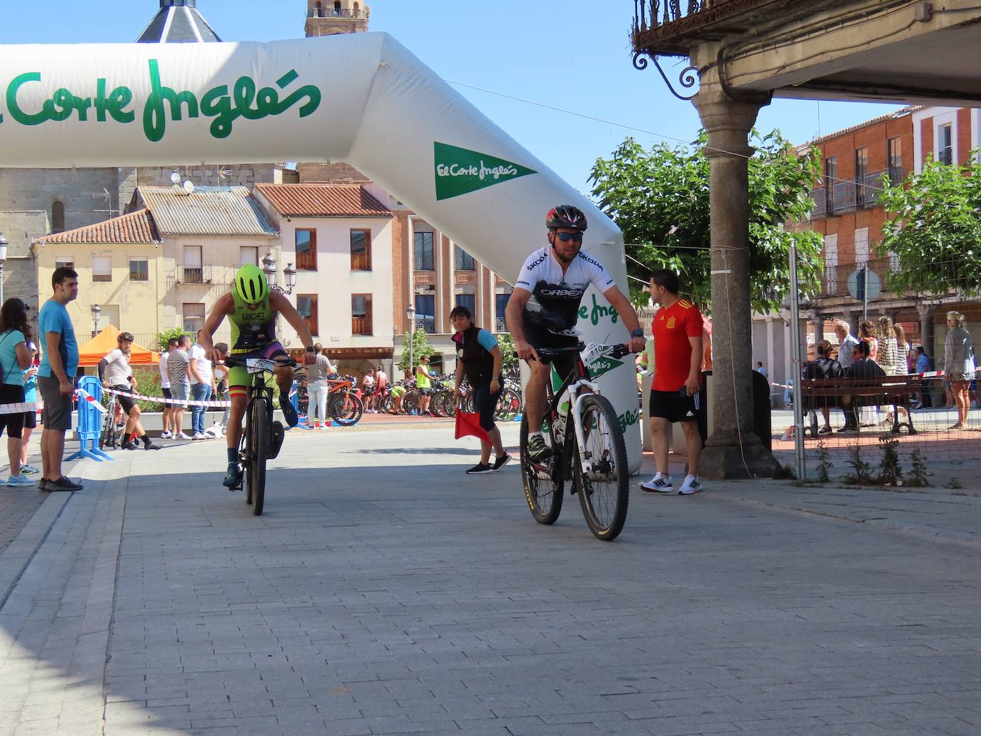 Jorge Horcajo y María Jesús Martín se imponen en el VII Duatlón Cross ‘Ciudad de Peñaranda’