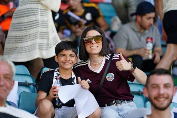 Aficionados del Salamanca UDS en el Helmántico