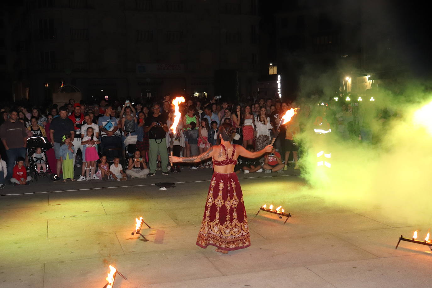 La magia de San Juan llena la noche de Guijuelo