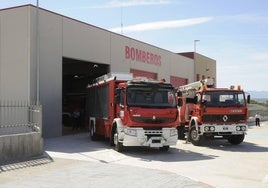 Dos dotaciones de los Bomberos de la Diputación de Salamanca.