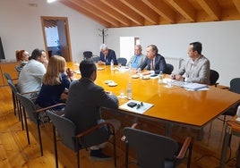 Imagen de la reunión celebrada el jueves por la tarde en el Monasterio de Valbuena en Valladolid.