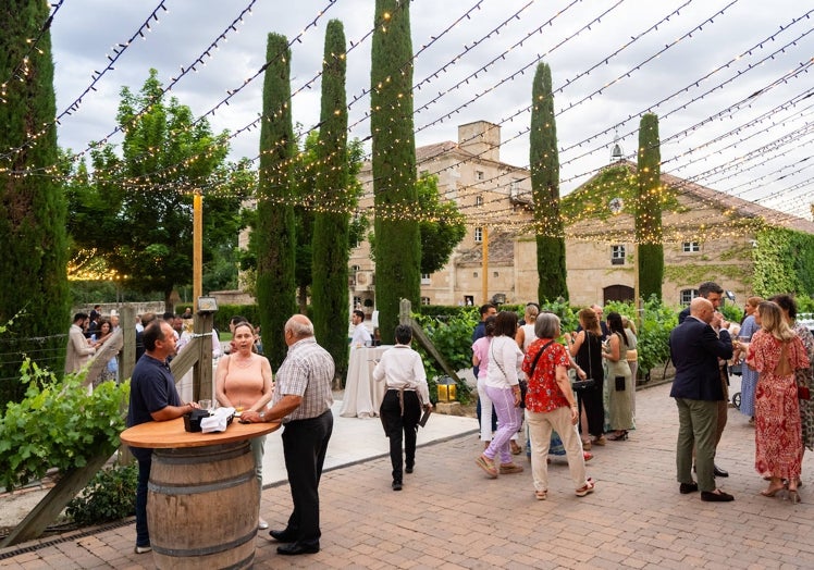 Proveedores y clientes disfrutaron de la fiestas en la Hacienda Zorita.