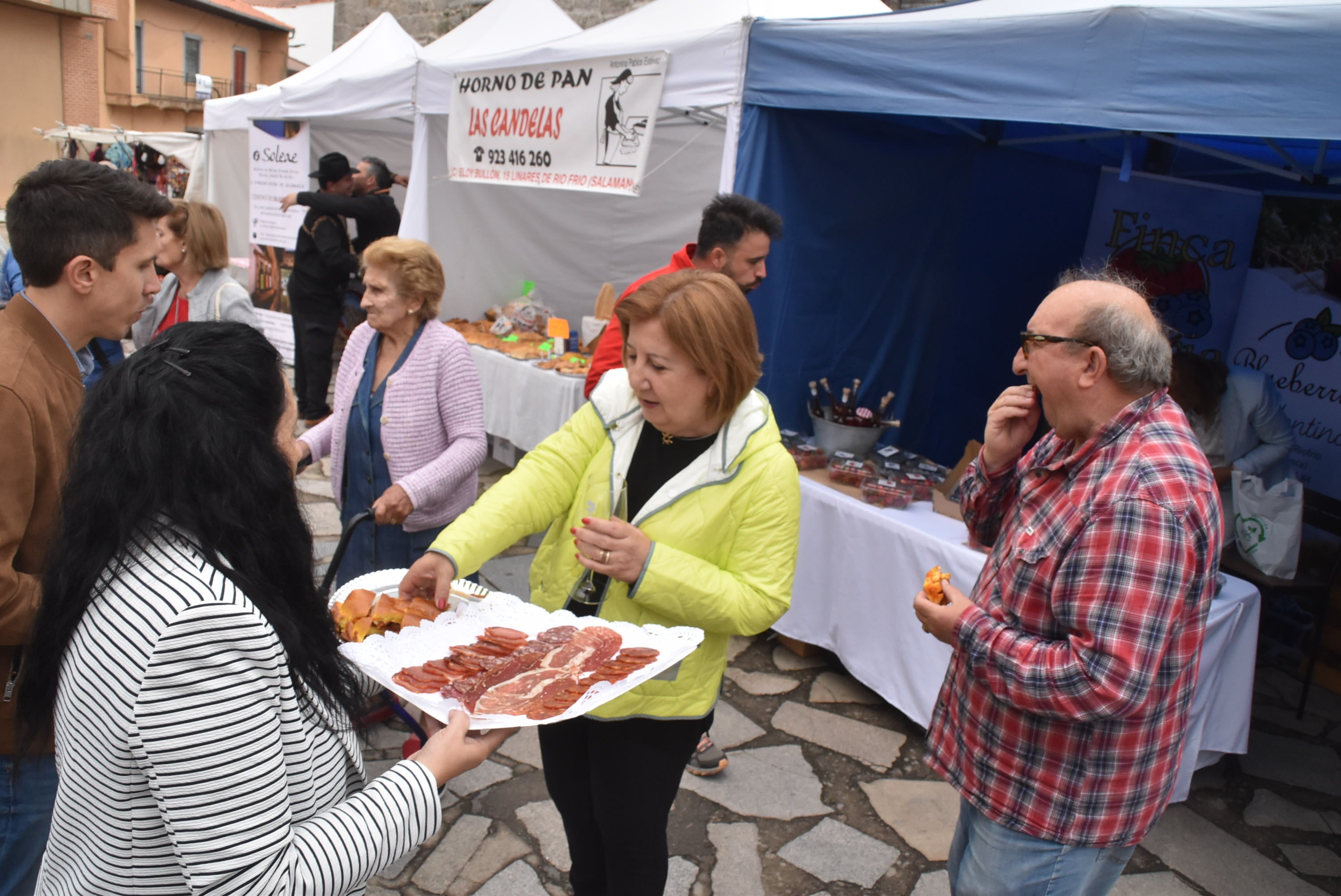 Linares reivindica su fresa autóctona