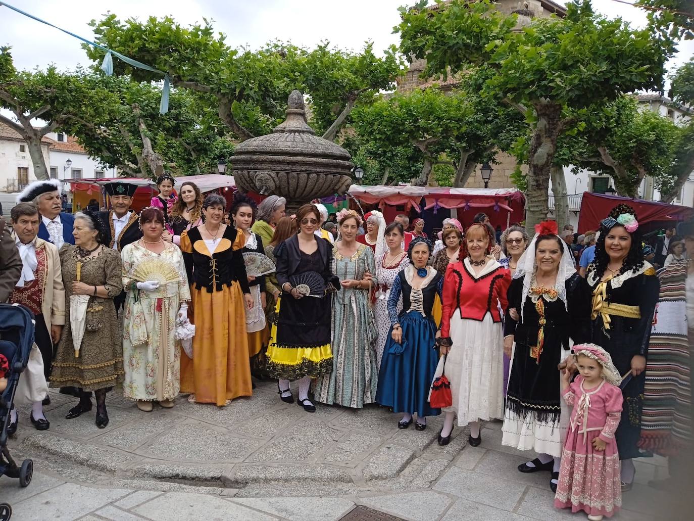 Aires goyescos para dar color a la fiesta en Piedrahita