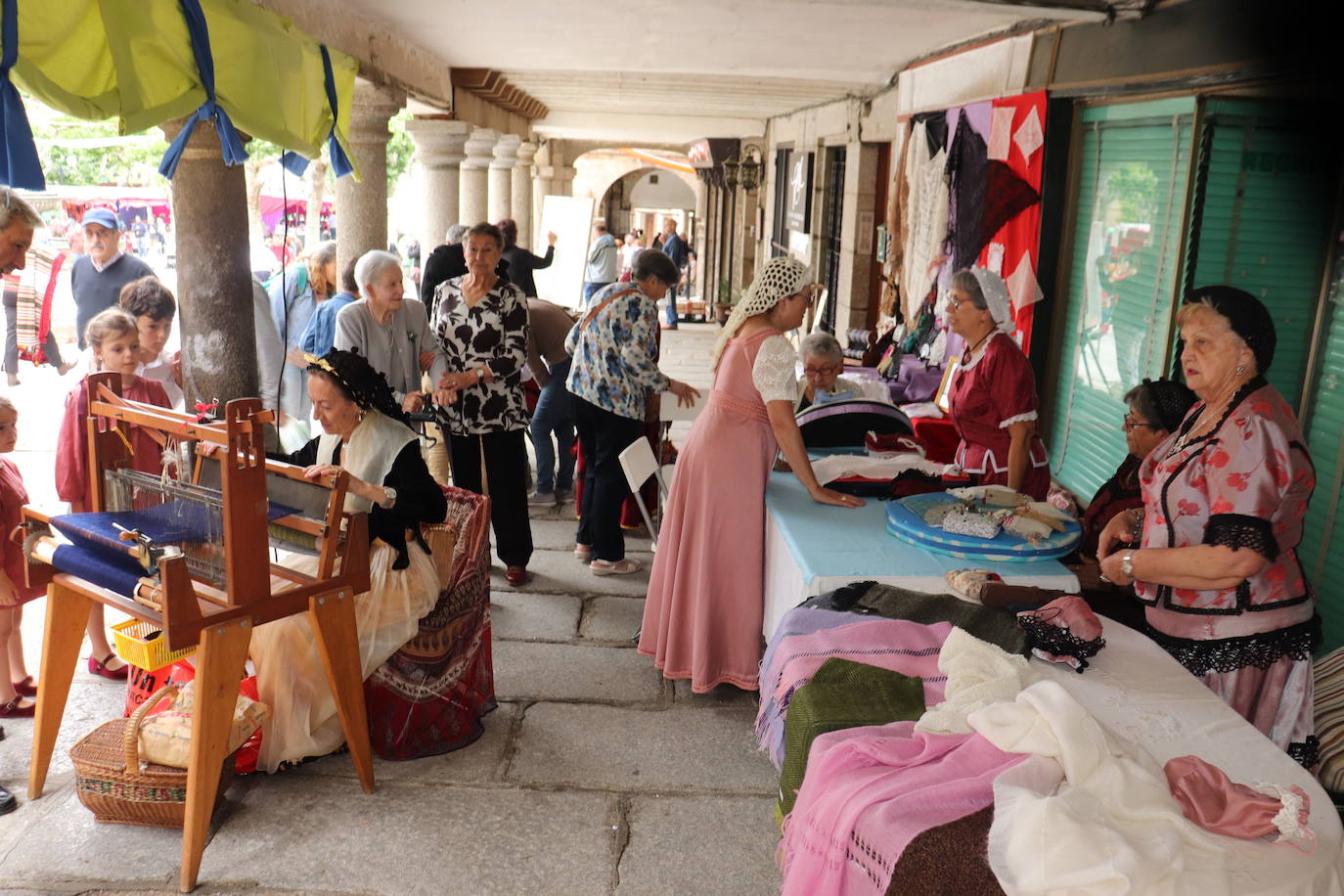 Aires goyescos para dar color a la fiesta en Piedrahita