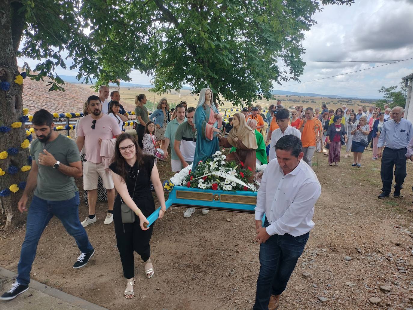 Berrocal de Salvatierra disfruta de su día de fiesta