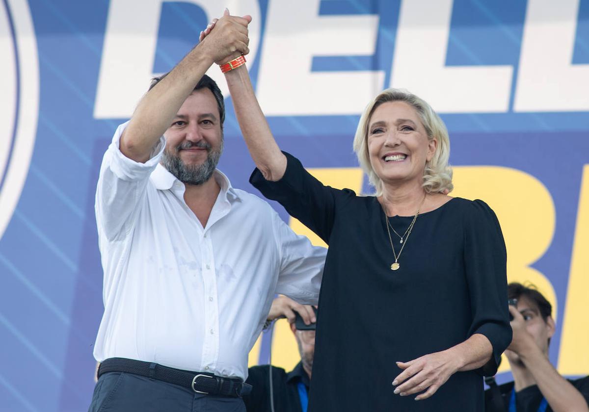 Matteo Salvini y Le Pen celebran la victoria.