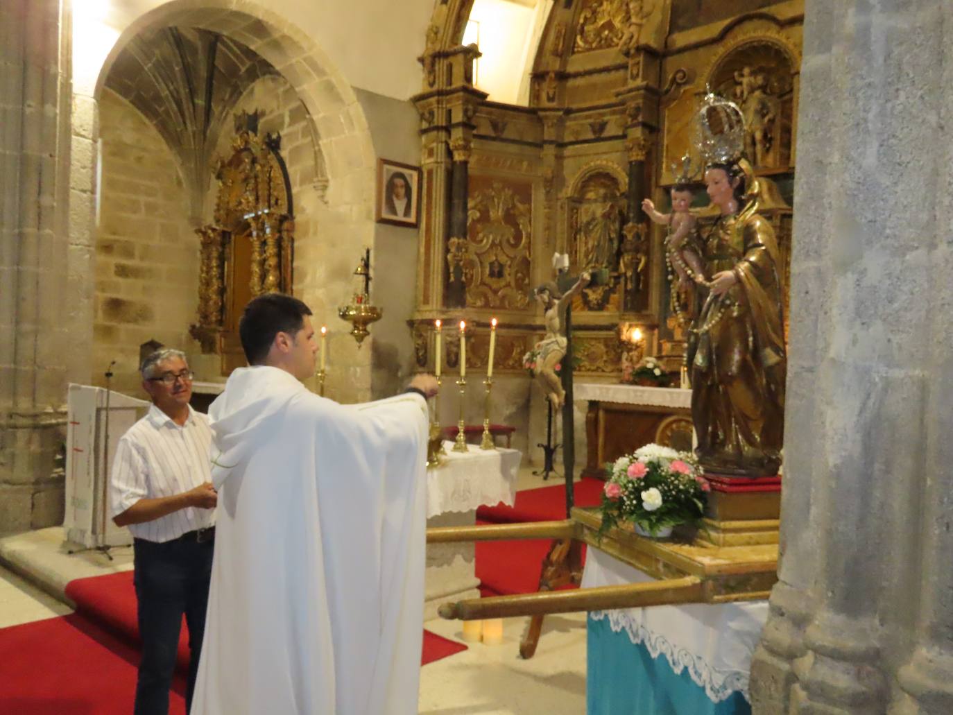 Así ha sido procesión en honor a la Virgen del Rosario de Mancera