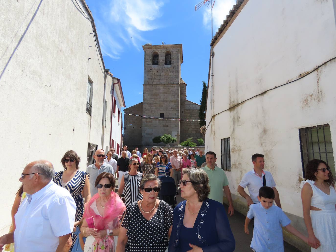 Así ha sido procesión en honor a la Virgen del Rosario de Mancera