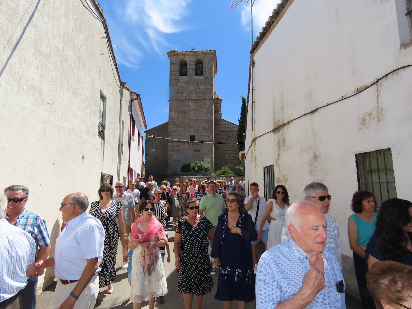 Así ha sido procesión en honor a la Virgen del Rosario de Mancera