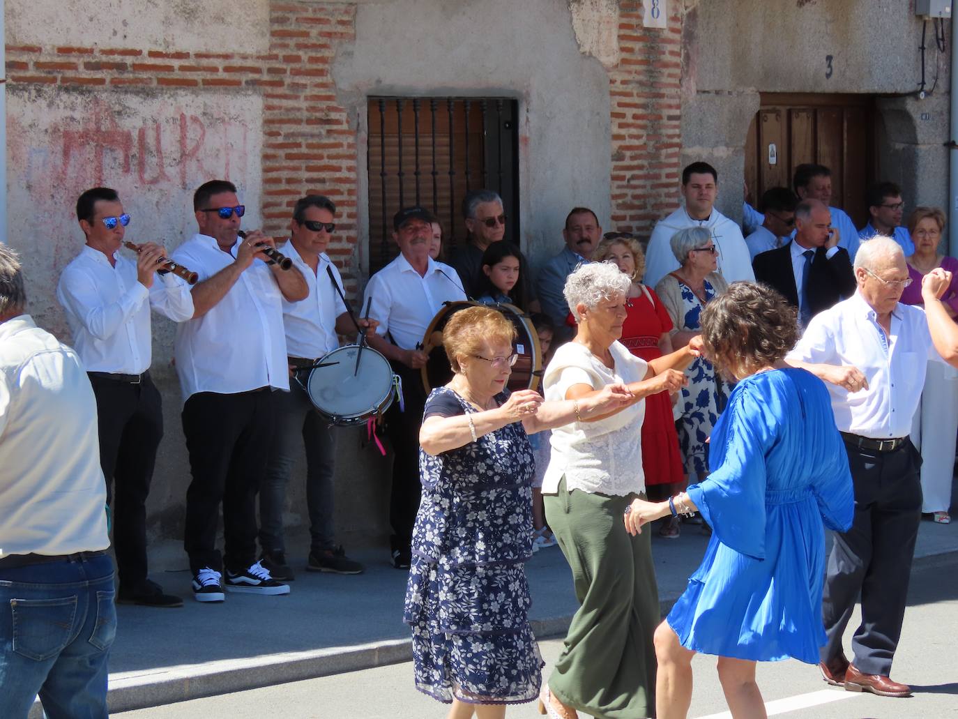 Así ha sido procesión en honor a la Virgen del Rosario de Mancera