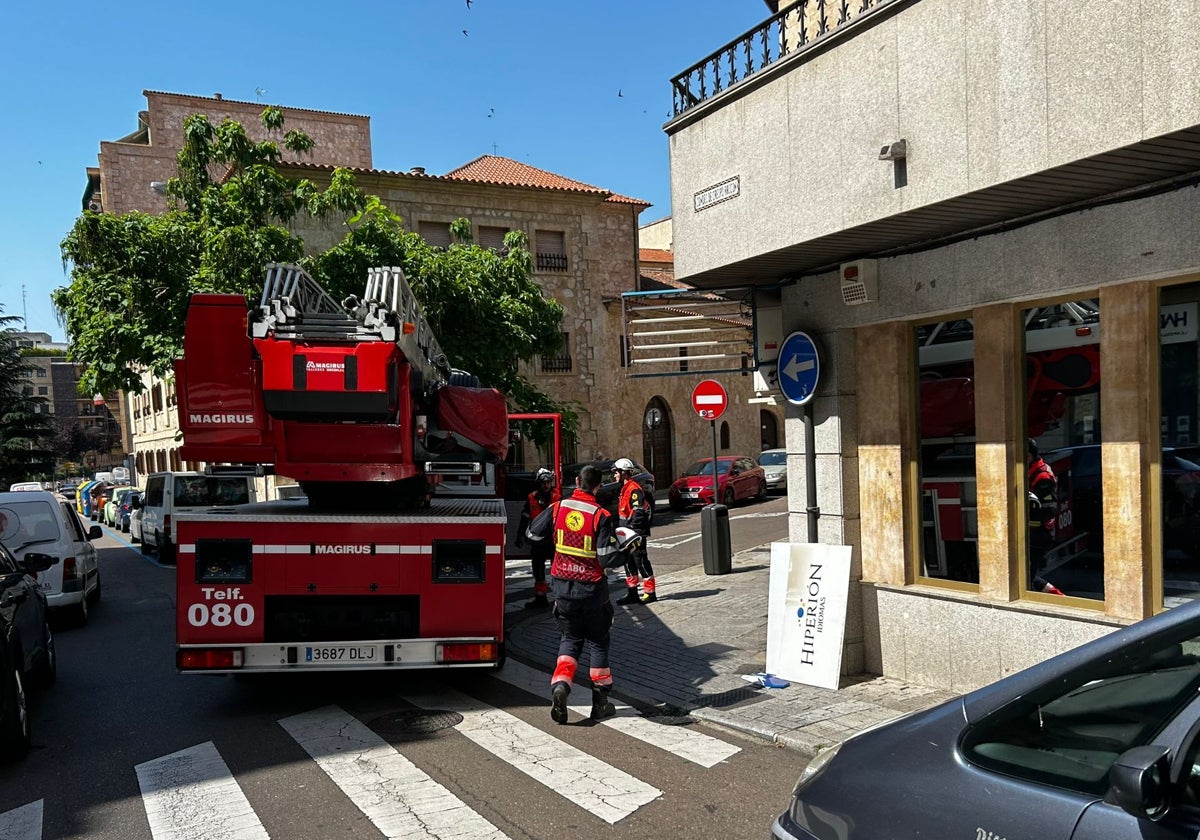 Los Bomberos de Salamanca intervienen en Crespo Rascón.