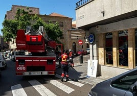 Los Bomberos de Salamanca intervienen en Crespo Rascón.