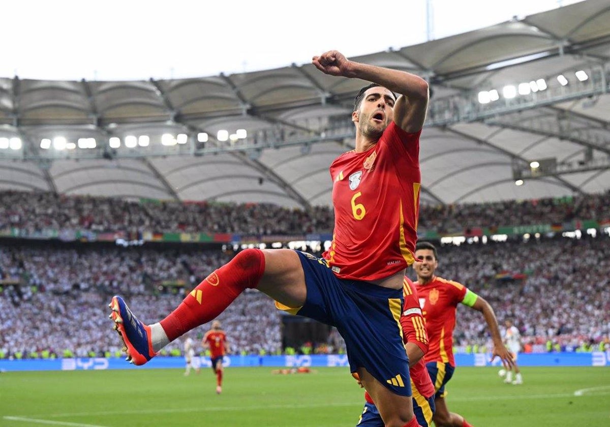 Mikel Merino tras anotar el segundo gol contra Alemania.