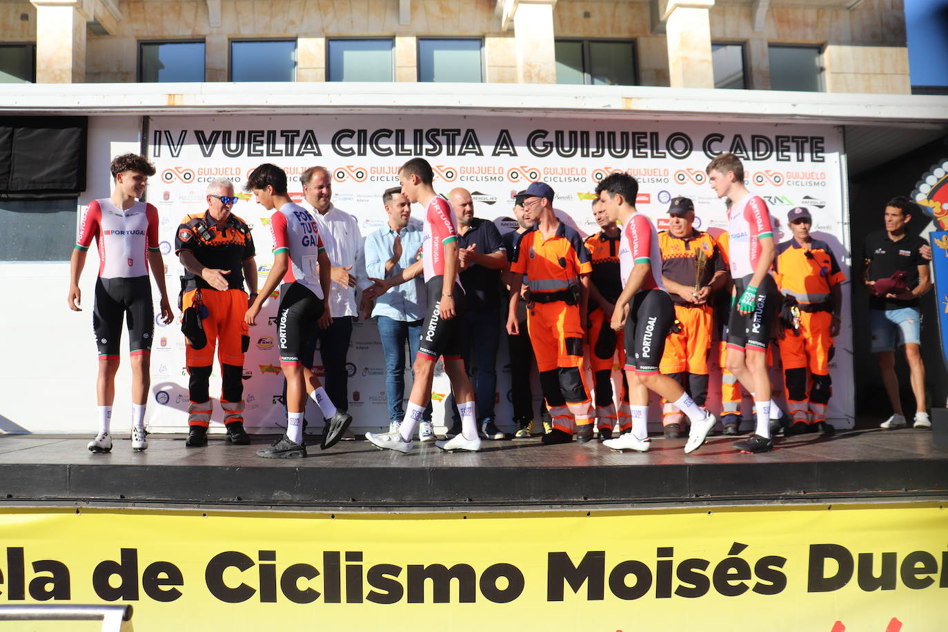 Acento portugués en el inicio de la IV Vuelta Ciclista a Guijuelo cadete